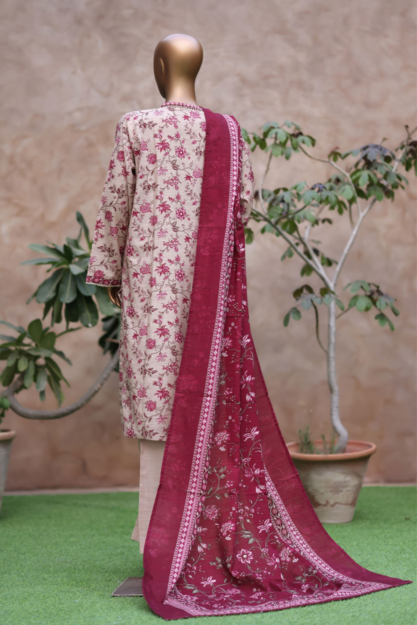 Bin Saeed Stitched 3 Piece Exclusive Printed Khaddar Vol-05 Collection'2025-WK-2404-PINK