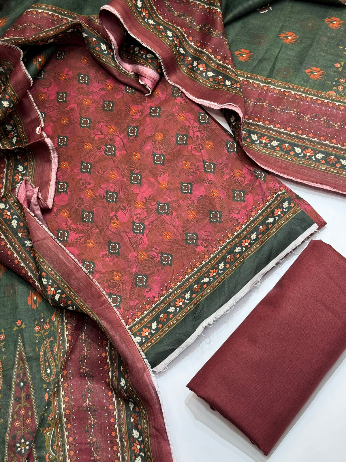 Bin Saeed Printed Lawn Unstitched 3 Piece Suit - D-66