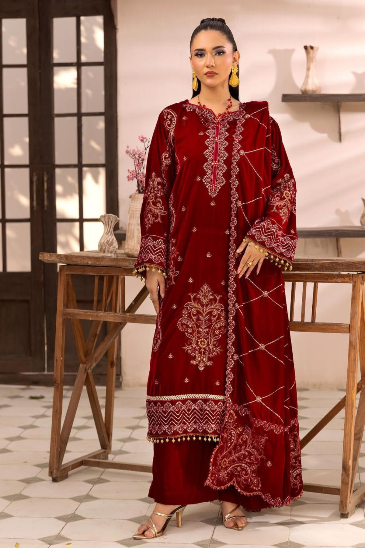 NOOR BY MAHEES D-05