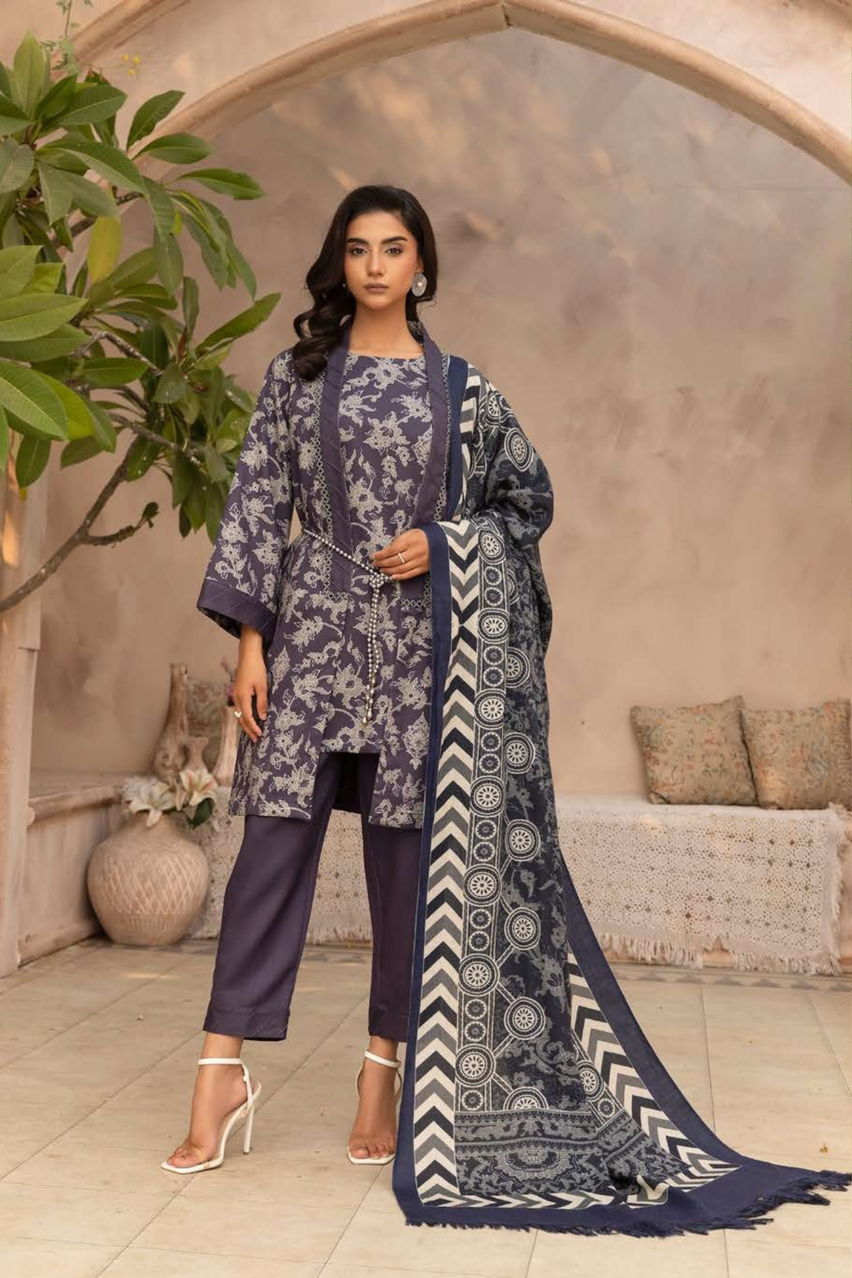 BAHAR BY MAHEES,Printed Silk Marina with Printed Pure China Pashmina Shawl,D-08