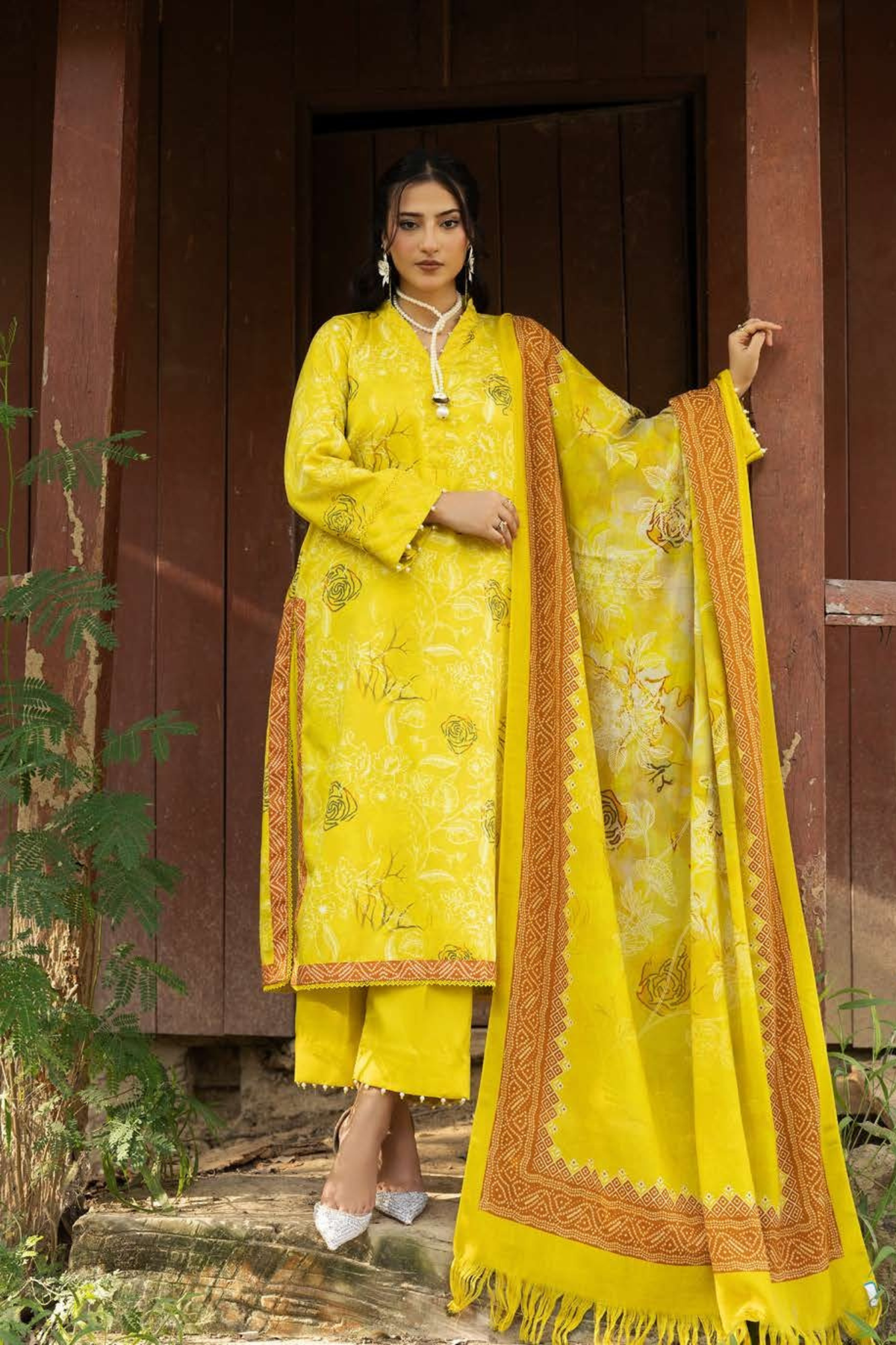 BAHAR BY MAHEES,Printed Silk Marina with Printed Pure China Pashmina Shawl,D-10