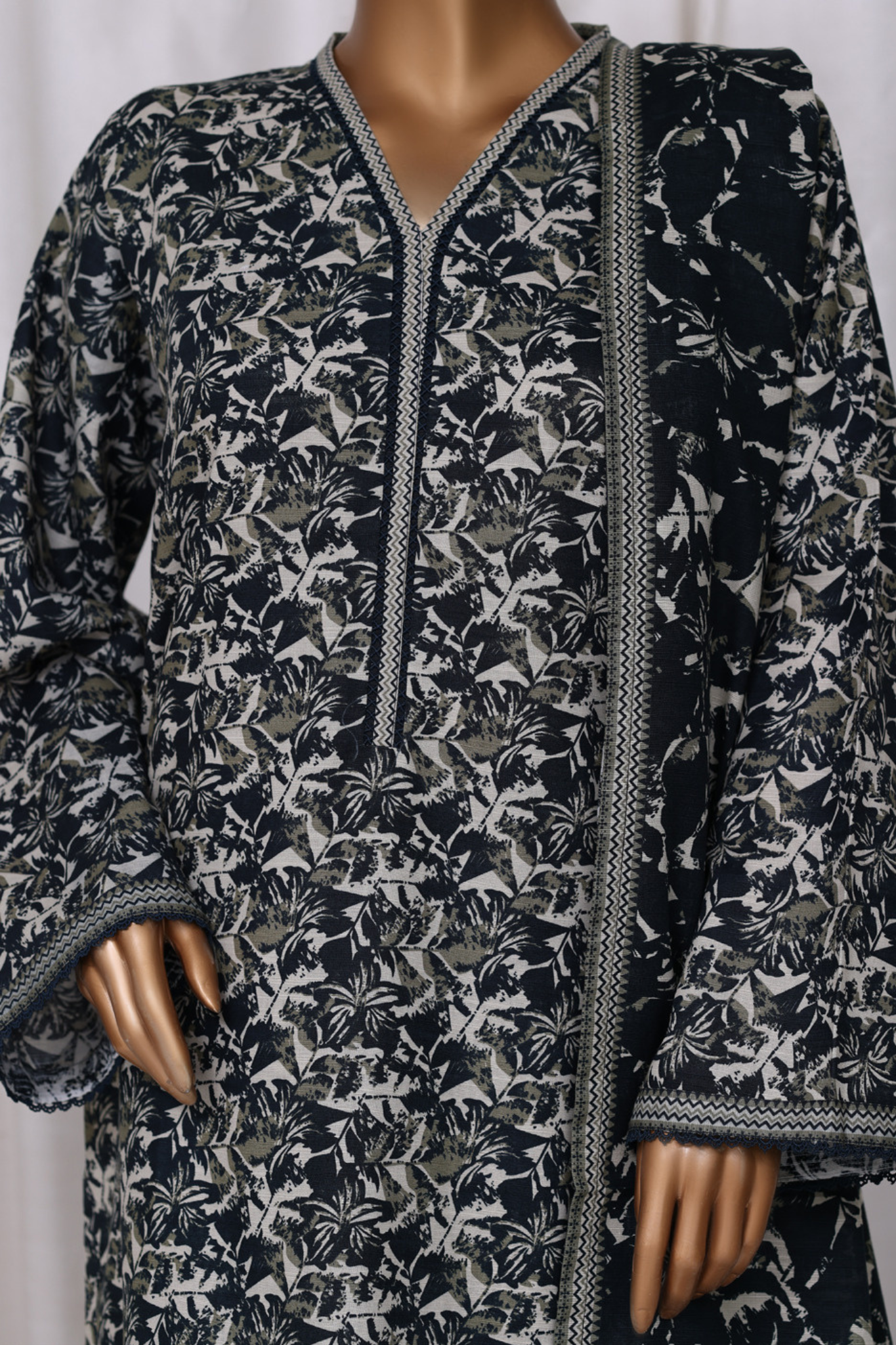 Bin Saeed Stitched 3 Piece Printed Vol-02 Collection'2025-WK-2392-BLACK
