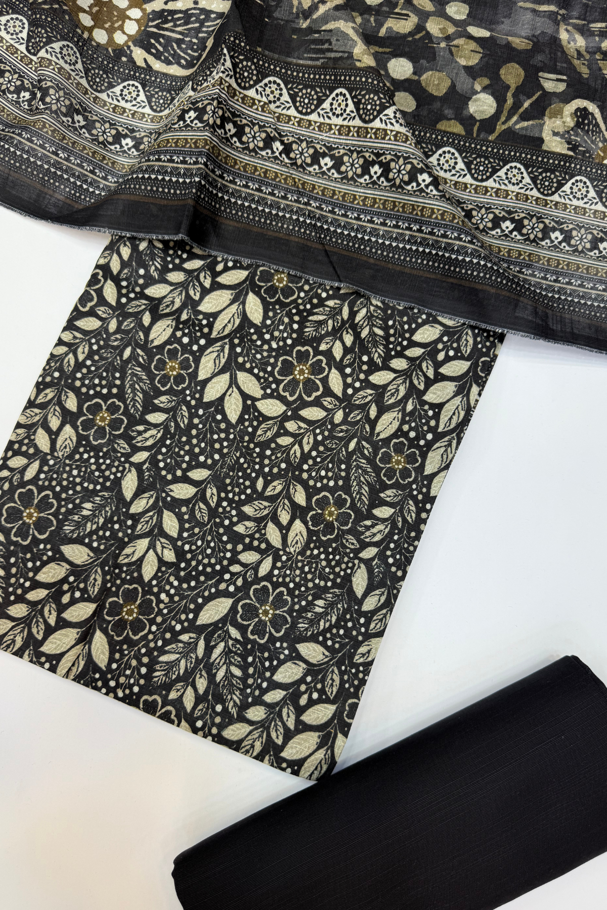 Bin Saeed Printed Khaddar Unstitched 3 Piece Suit - BS25KHD -Black- Winter Collection