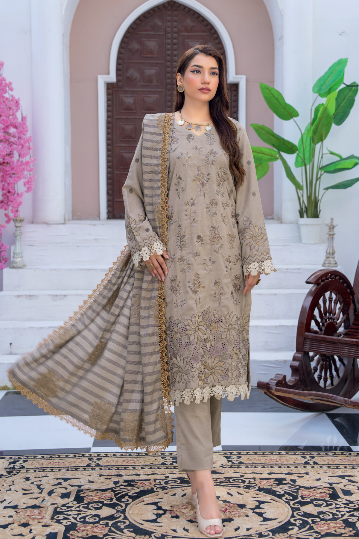 GULZAR A PRODUCT OF RIAZ ARTS D-10