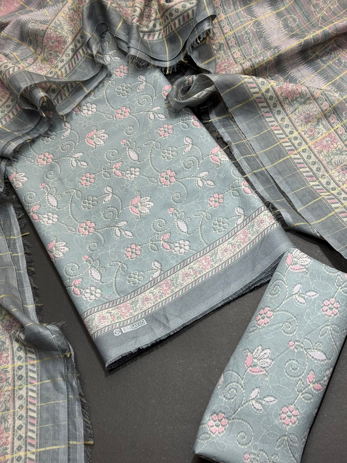 Bin Saeed Printed Lawn Unstitched 3 Piece Suit - D-67