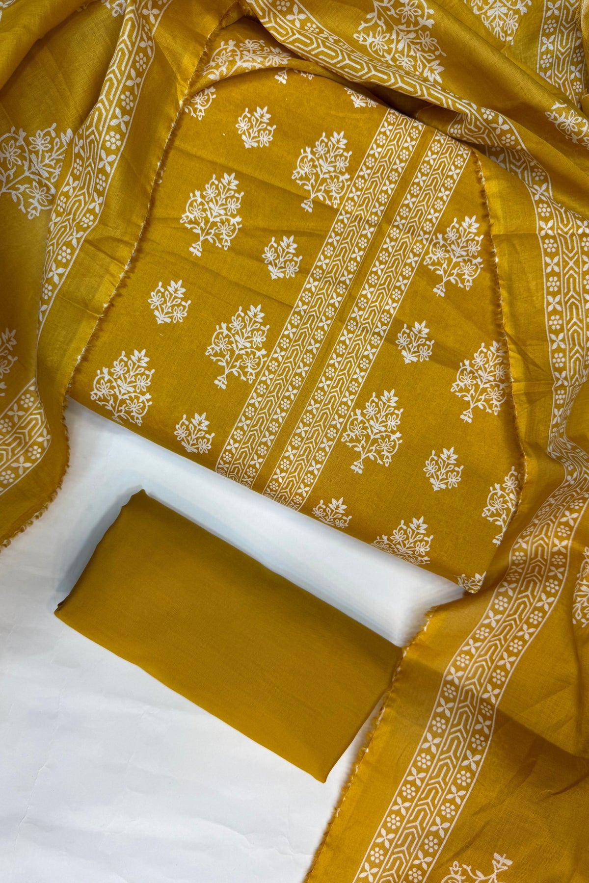 Bin Saeed Printed Lawn Unstitched 3 Piece - AS - 2529 - Summer Collection