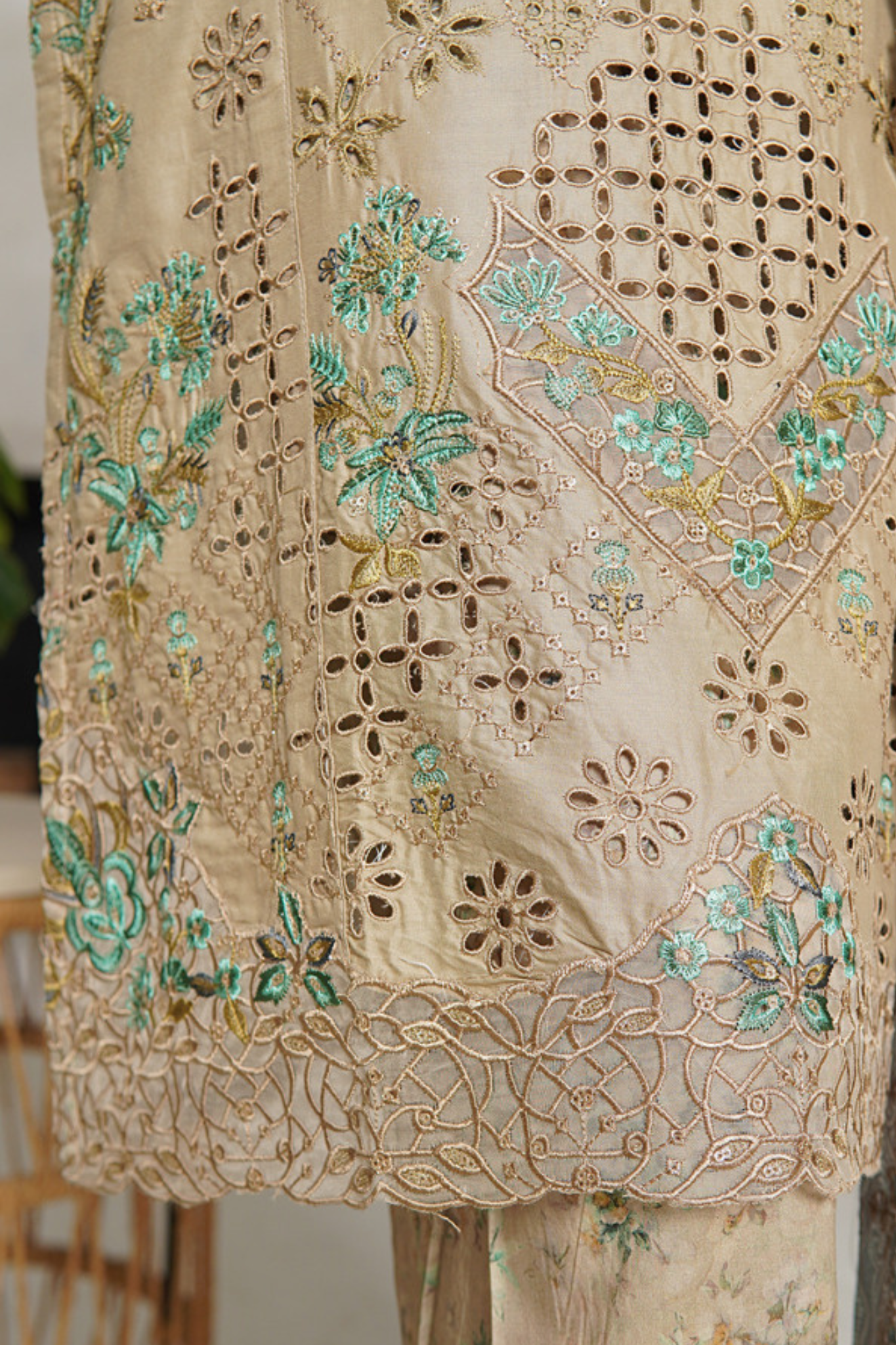 Binsaeed luxury plain cotton with embroidered dupatta d06