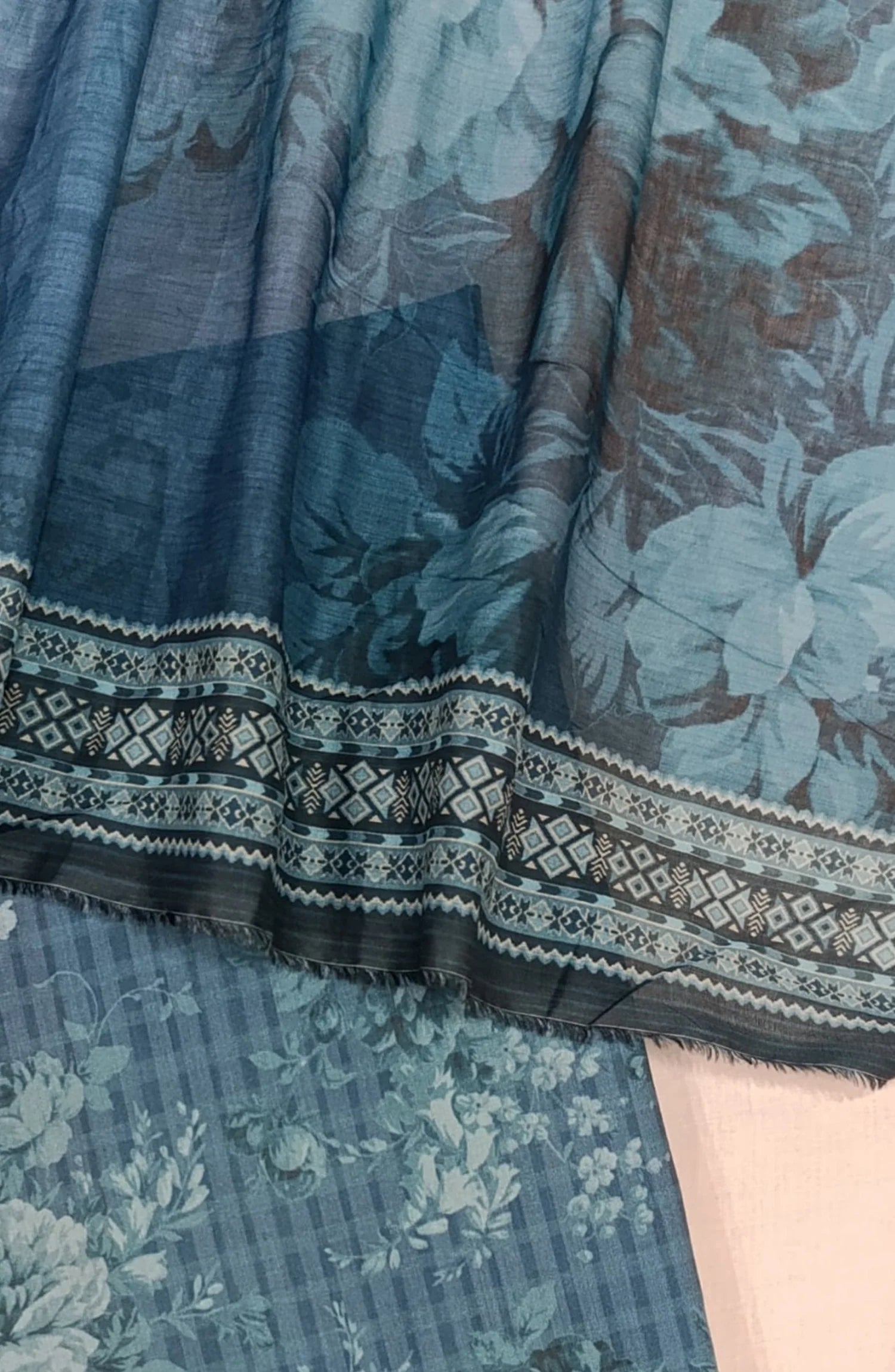 Bin Saeed Digital Printed Cotton Cambric Unstitched 3 Piece Suit - Design-16 - BS25DCC - blue - Summer Collection