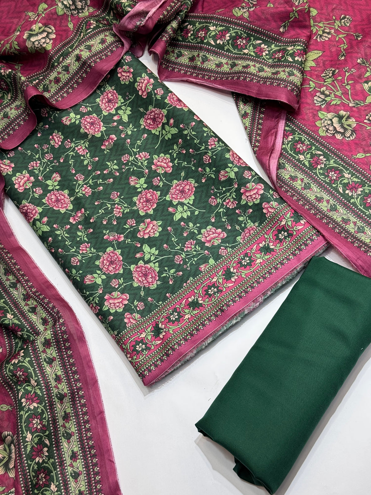 Bin Saeed Printed Lawn Unstitched 3 Piece Suit - D-70