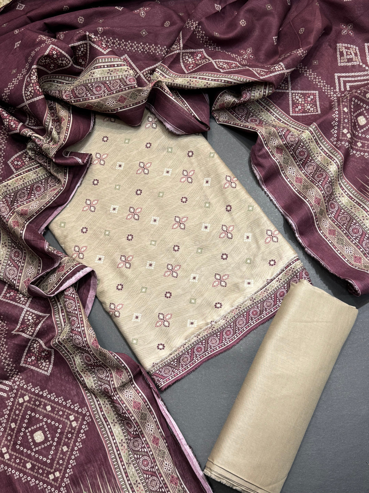 Bin Saeed Printed Lawn Unstitched 3 Piece Suit - D-80