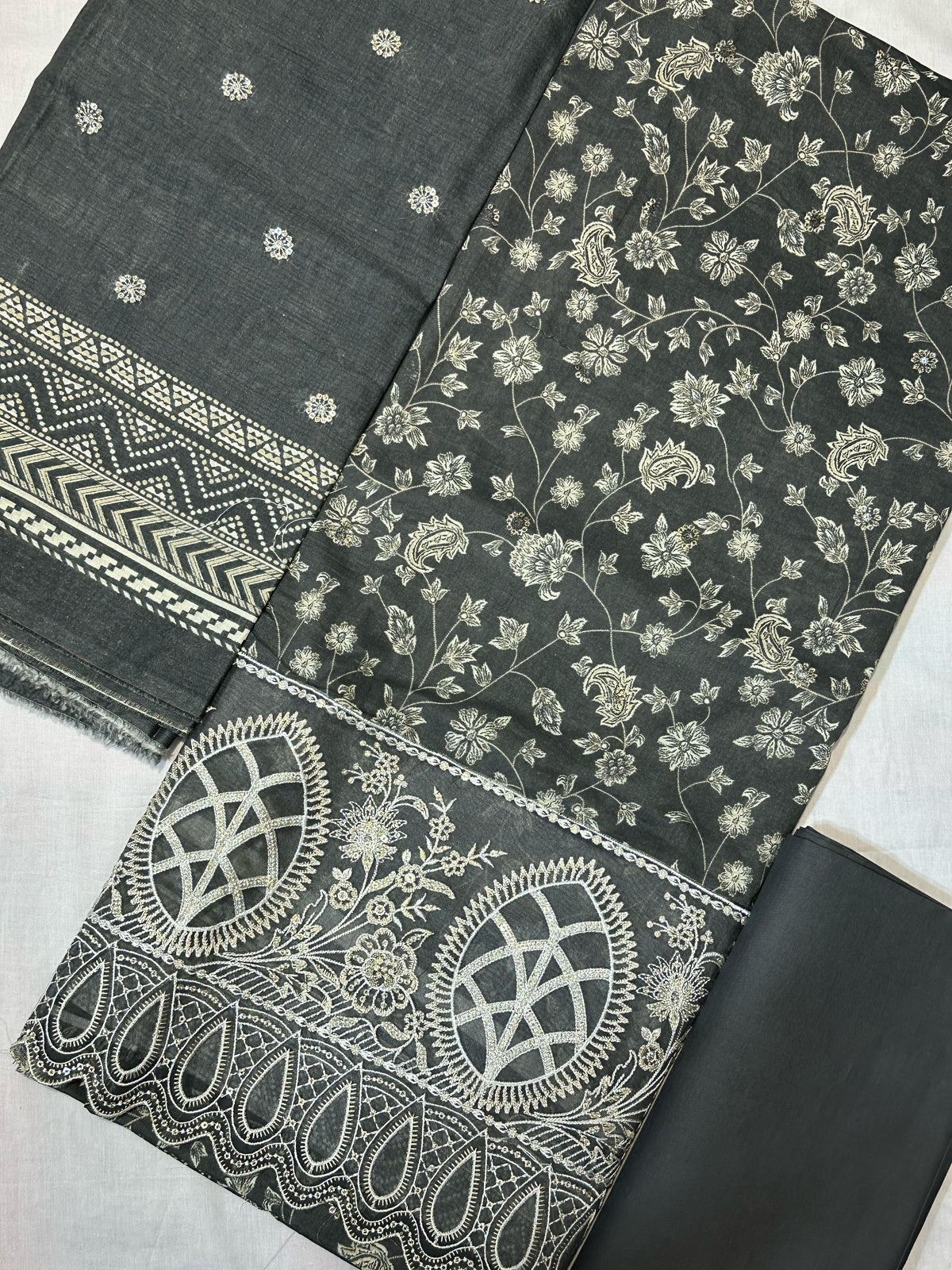 Bin Saeed Embroiderd Lawn Unstitched 3 Piece - AS - 2525 - grey - Summer Collection