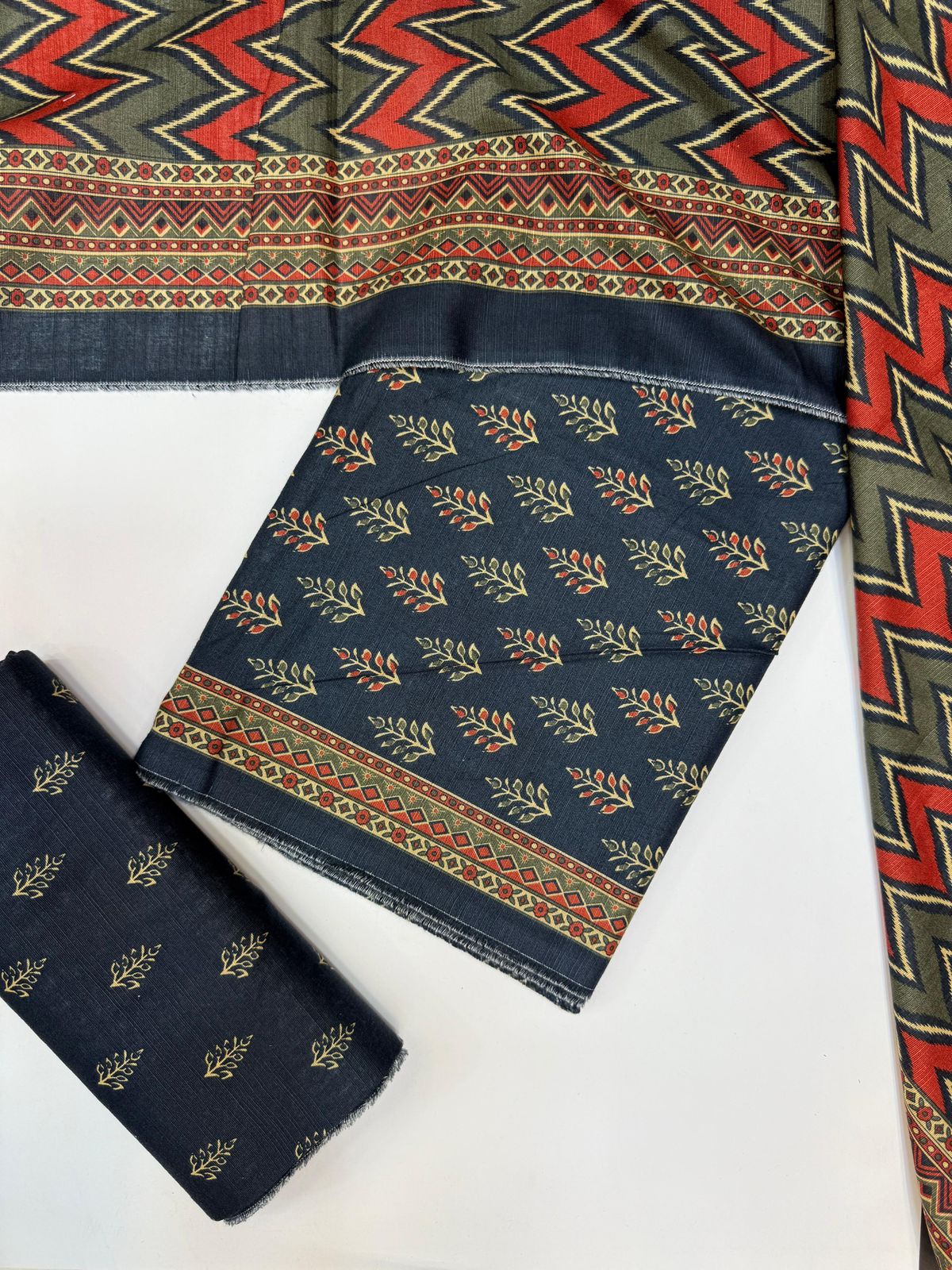 Bin Saeed Printed Khaddar Unstitched 3 Piece Suit - BS25KHD -Blue- Winter Collection