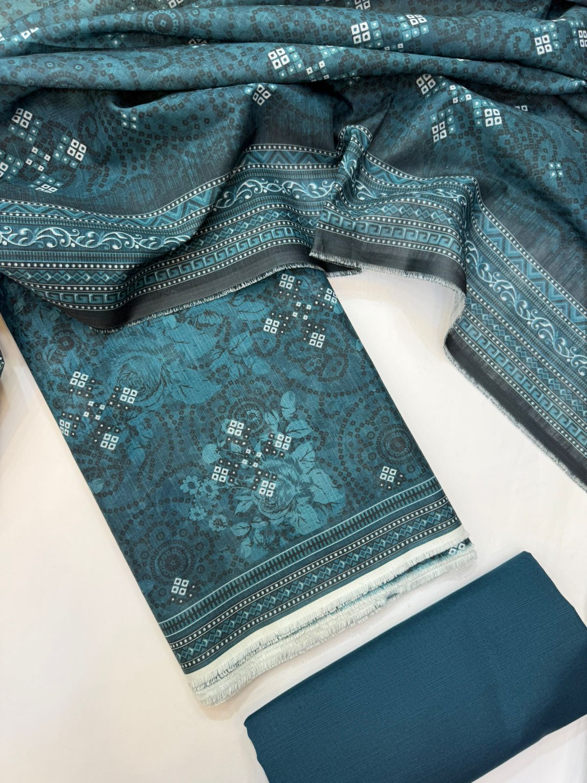 Bin Saeed Printed Khaddar Unstitched 3 Piece Suit - BS26KHD -SEA GREEN- Winter CollectioNn