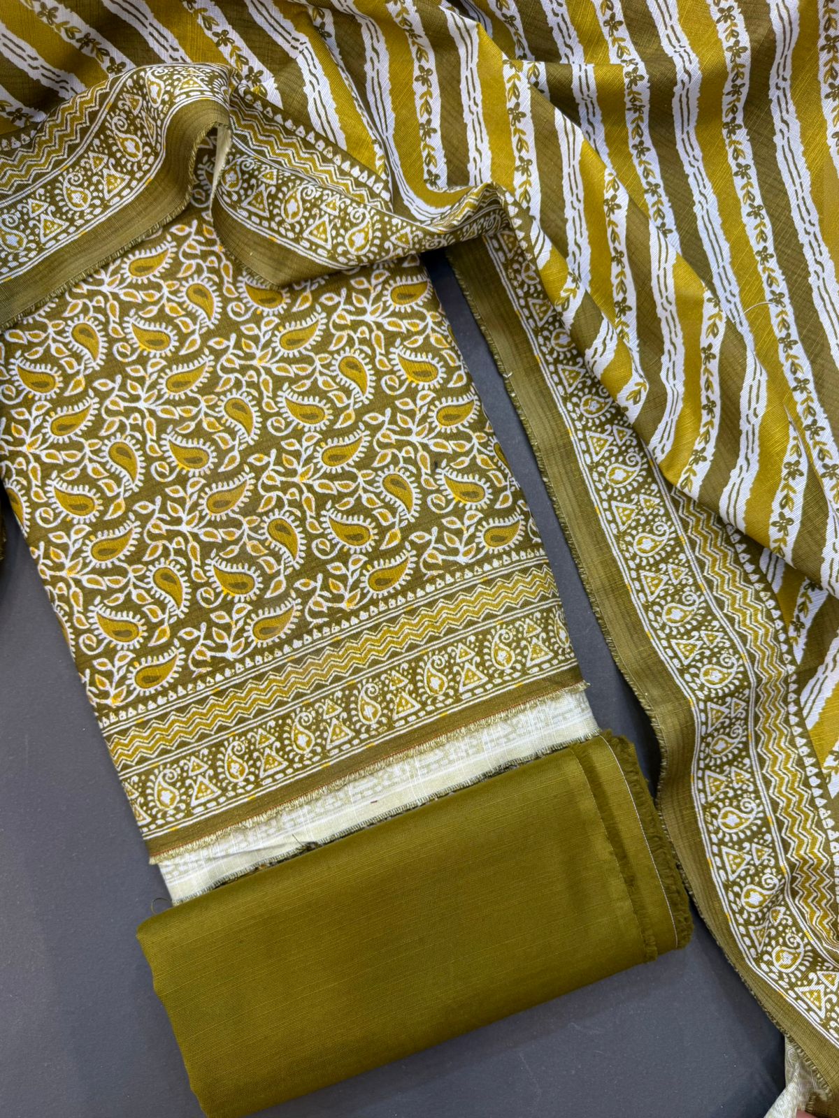 Bin Saeed Printed Khaddar Unstitched 3 Piece Suit - BS26KHD -MUSTARD- Winter Collection