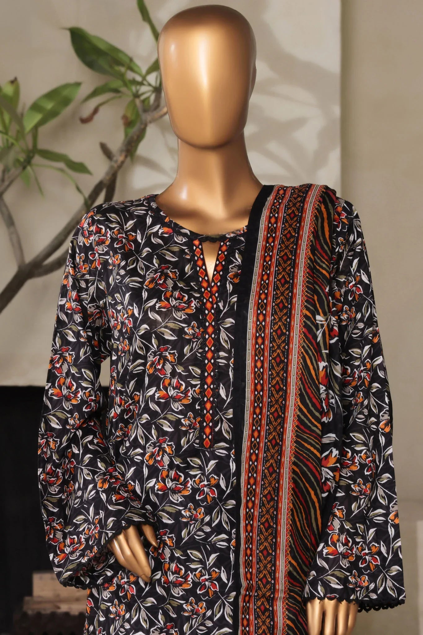 Bin Saeed Stitched 3 Piece Exclusive Printed Lawn Vol-07 Collection'2025-NSM-2207-Black