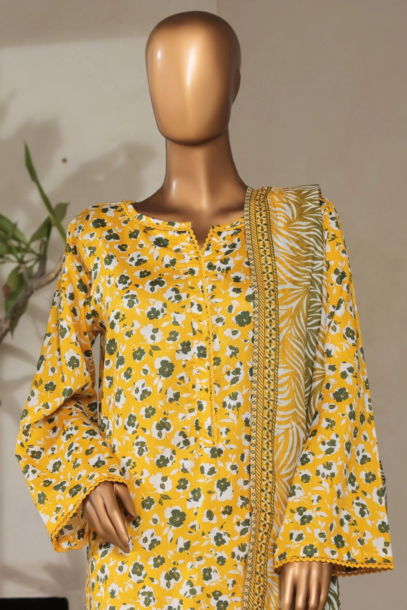 Bin Saeed Stitched 3 Piece Exclusive Printed Lawn Vol-07 Collection'2025-NSM-2208-Yellow