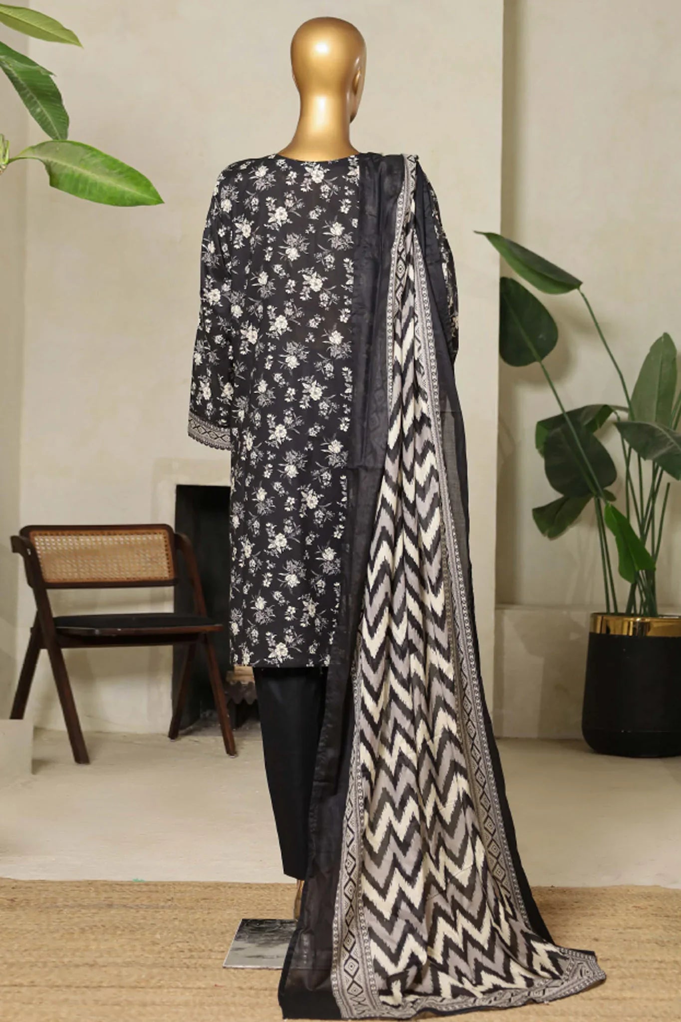 Bin Saeed Stitched 3 Piece Exclusive Printed Lawn Vol-09 Collection'2025-NSM-2237-Black