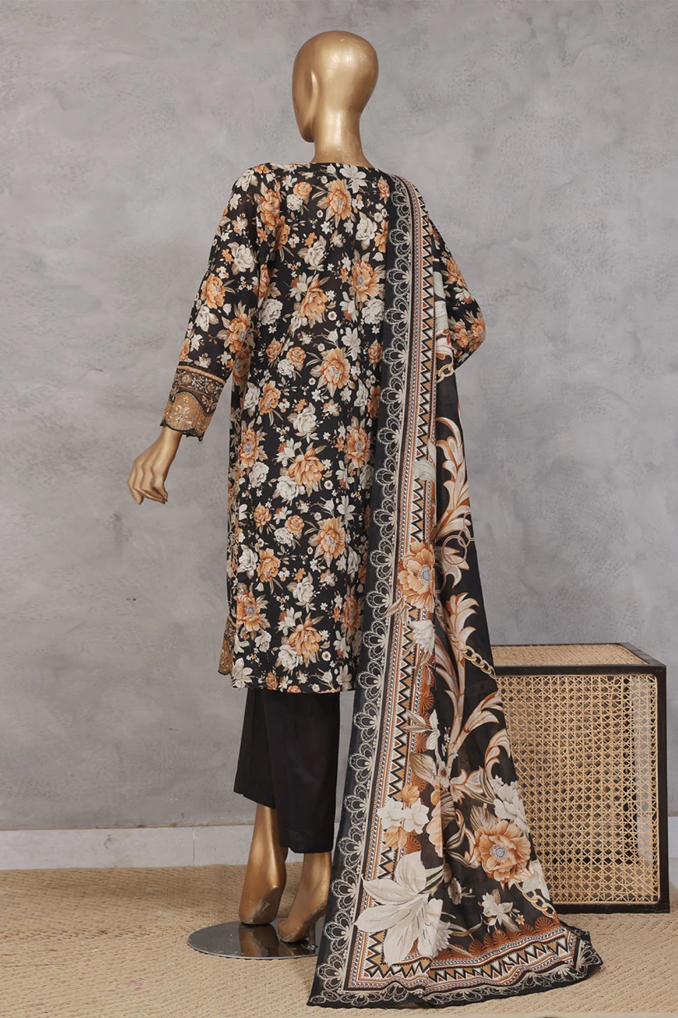 Bin Saeed Stitched 3 Piece Exc Emb Lawn Vol-02 Collection'2025-SM-2103-Black