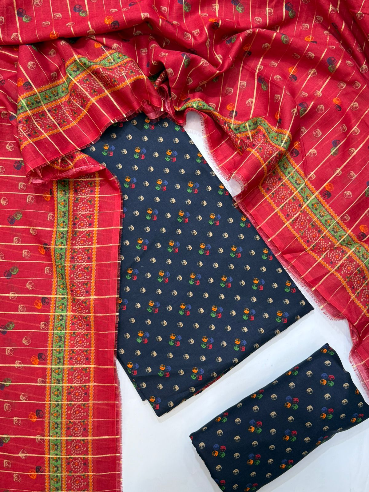 Bin Saeed Printed Lawn Unstitched 3 Piece Suit - D-17