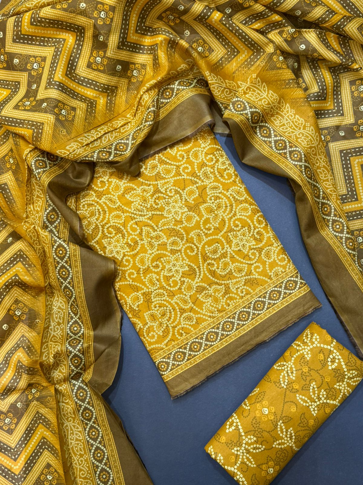 Bin Saeed Printed Lawn Unstitched 3 Piece Suit - D-21