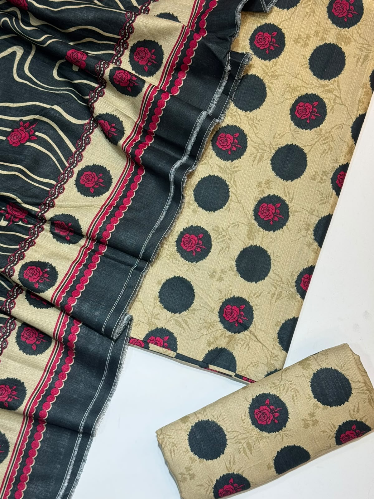 Bin Saeed Printed Khaddar Unstitched 3 Piece Suit - D-4